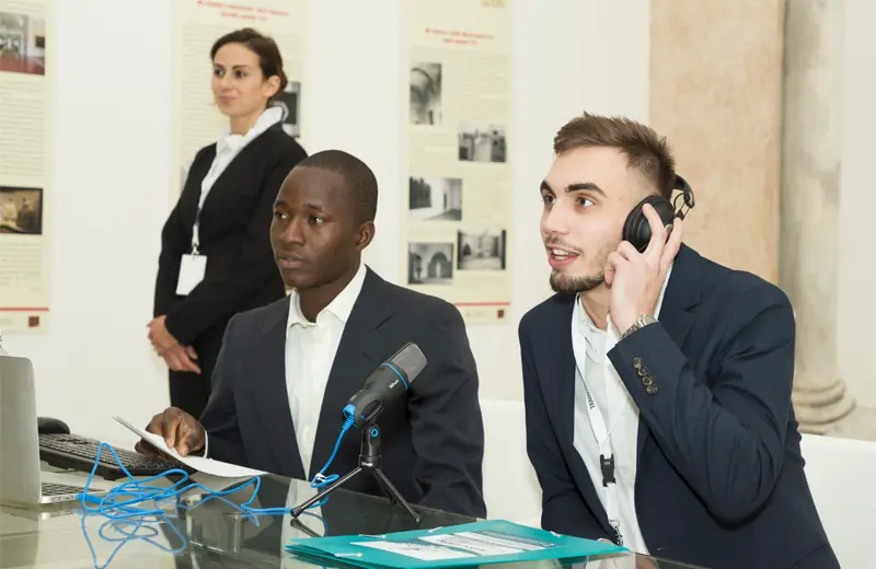 Interpretariato di trattativa a Ferrara per meeting B2B